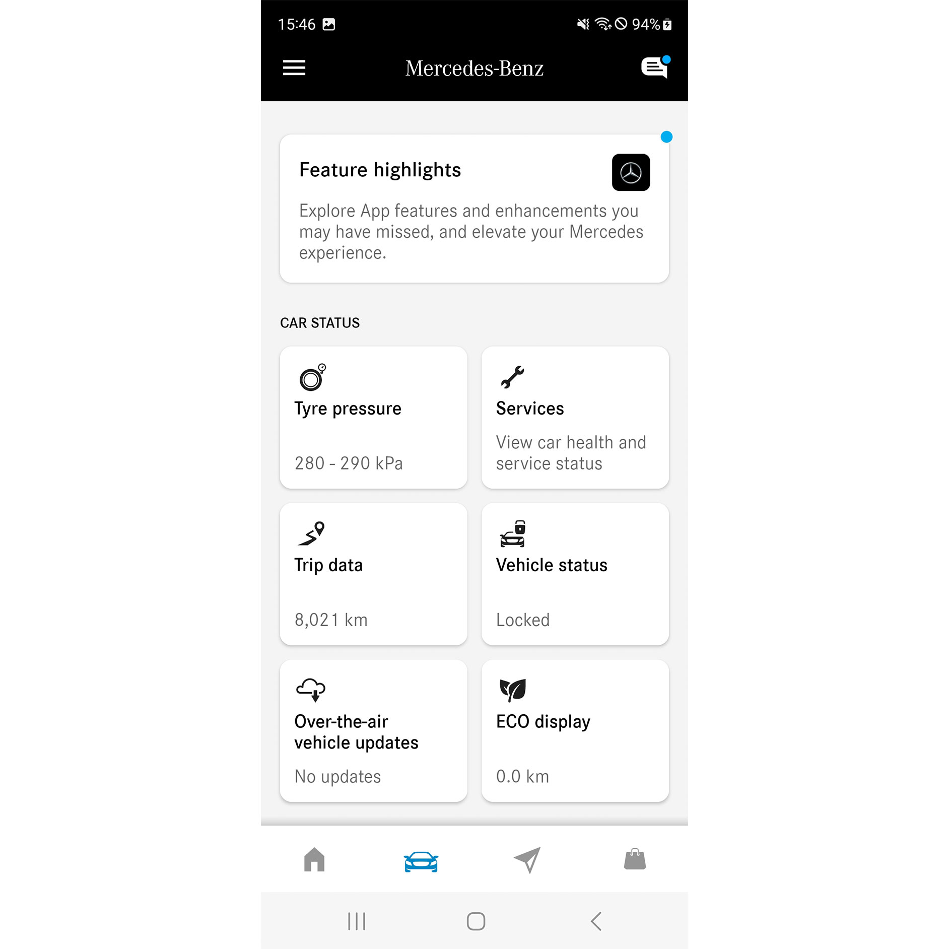 Aplicação Mercedes-Benz Service | Aplicações | Mercedes-Benz Os futuros veículos de sonho da Mercedes-Benz são apresentados na aplicação Mercedes-Benz num smartphone.
