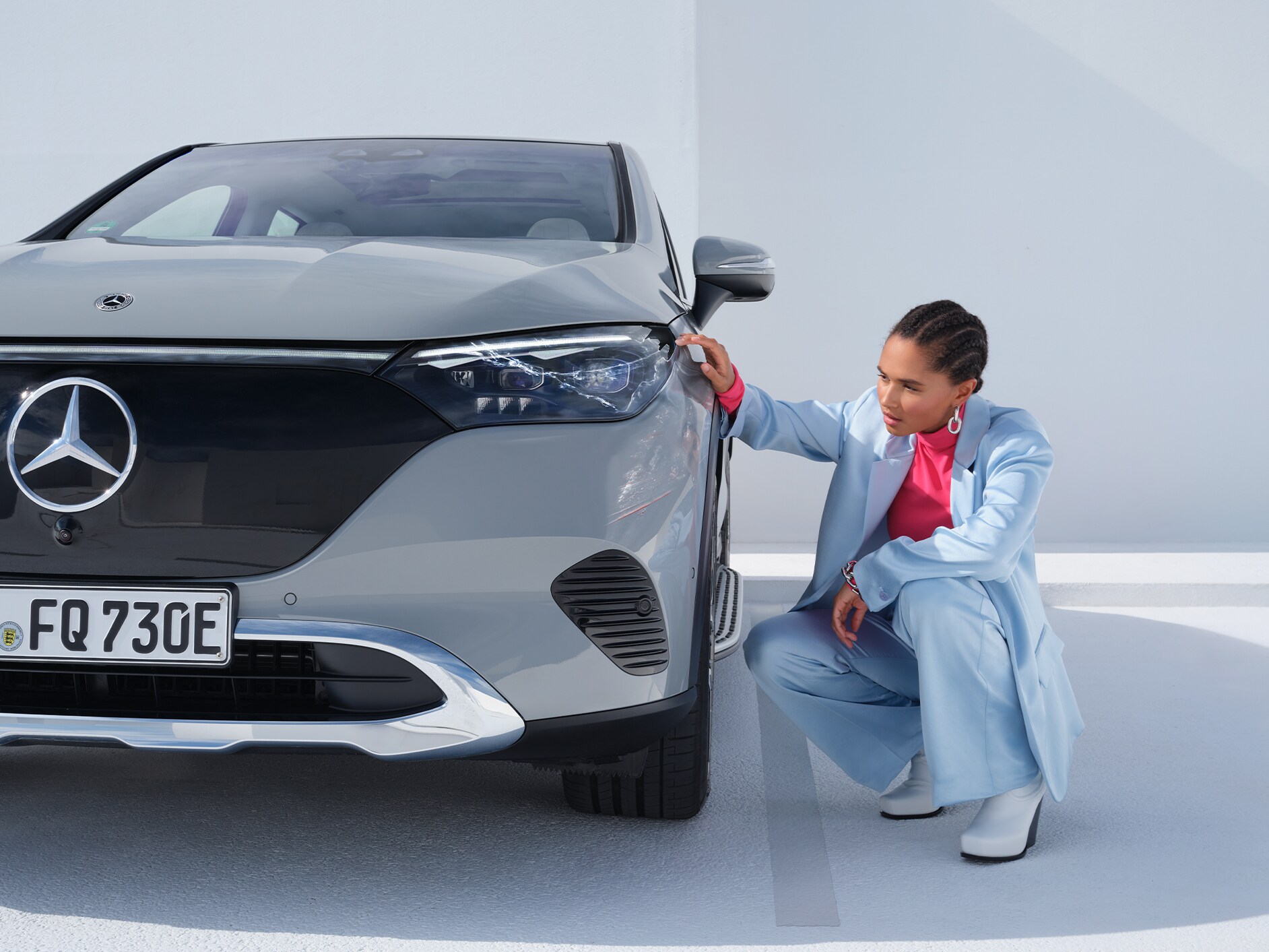 O Apoio no caso de acidente e Gestão de avarias como parte do Equipamento de série dos Extras Digitais da Mercedes-Benz.