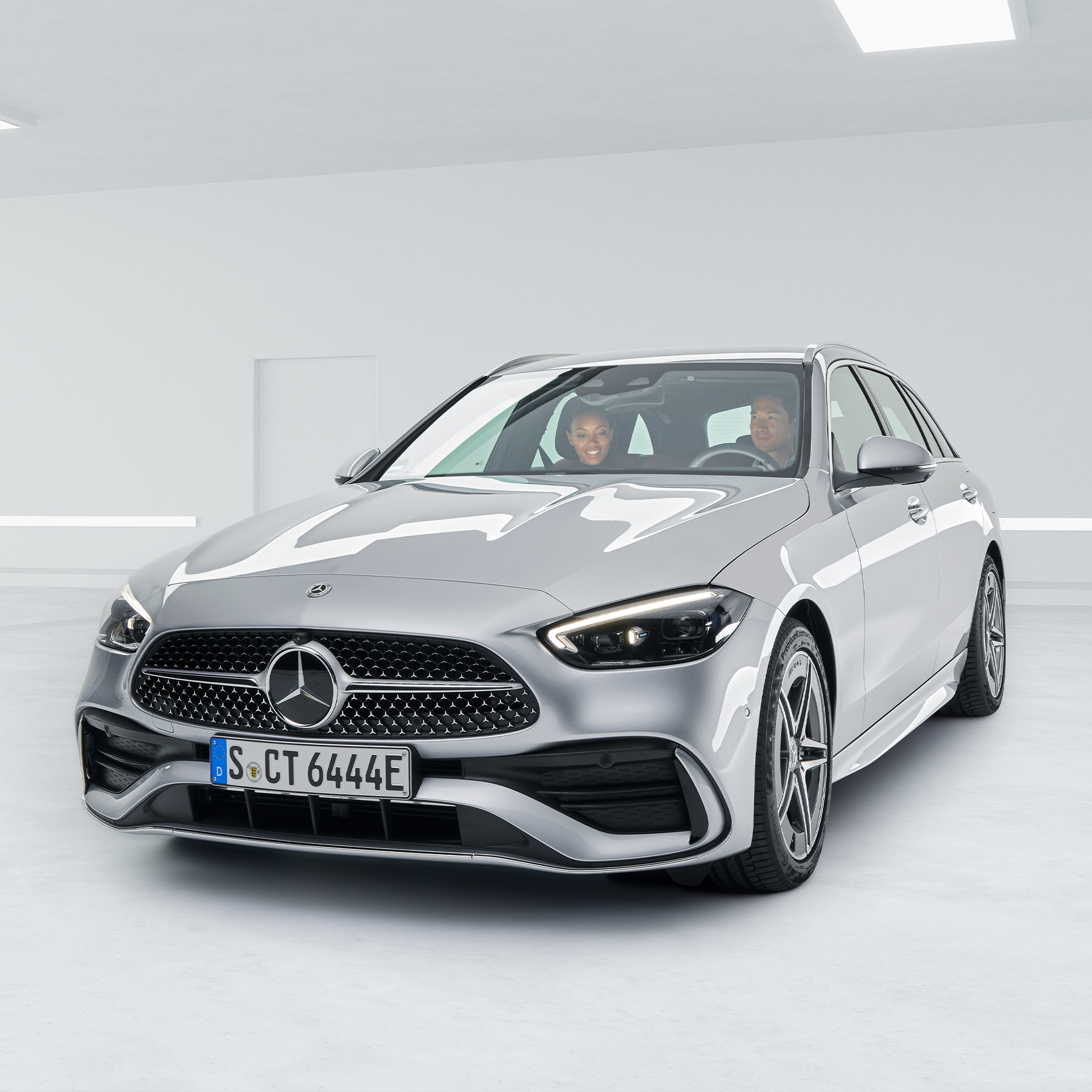 Atualização de software | Equipamento de série | Mercedes-Benz A Atualizações de Software como parte dos Serviços Básicos dos Extras Digitais da Mercedes-Benz.