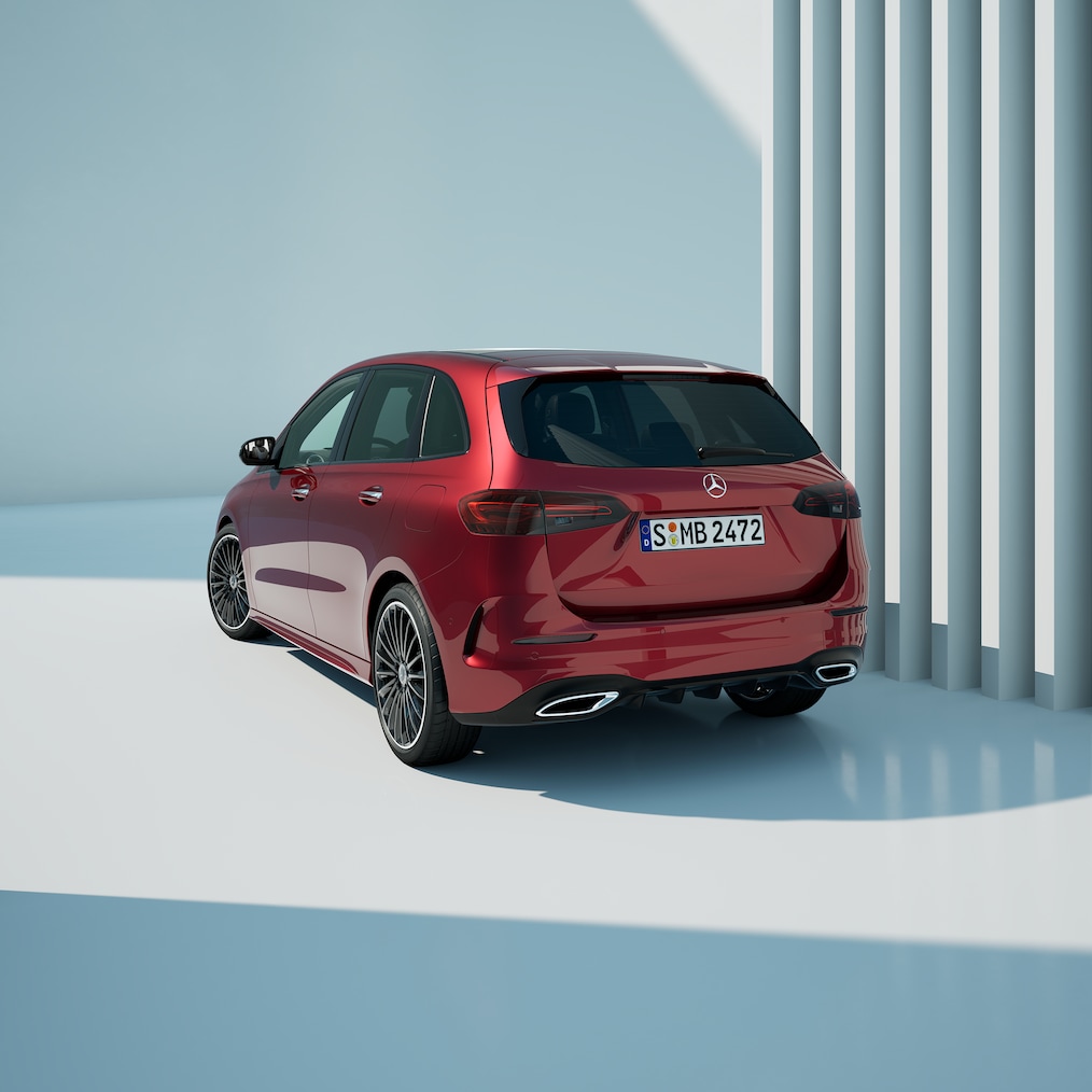 A traseira do Mercedes-Benz Classe B.