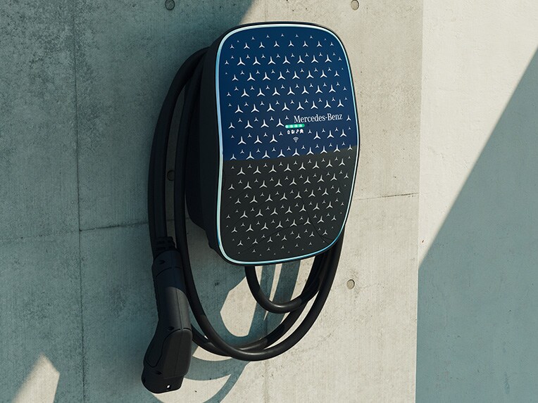 Carregar em casa com a Mercedes-Benz Wallbox da Mercedes-Benz.