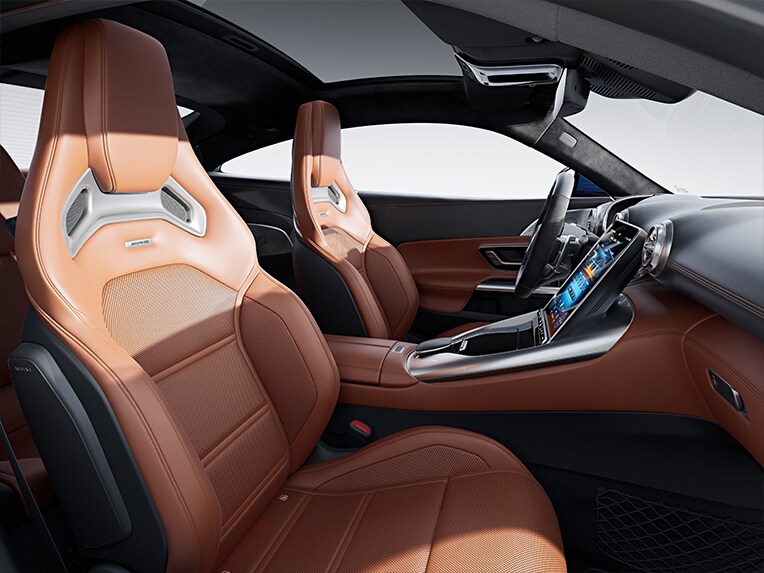 O Pack Bancos Multicontorno no novo Mercedes-AMG GT Coupé.