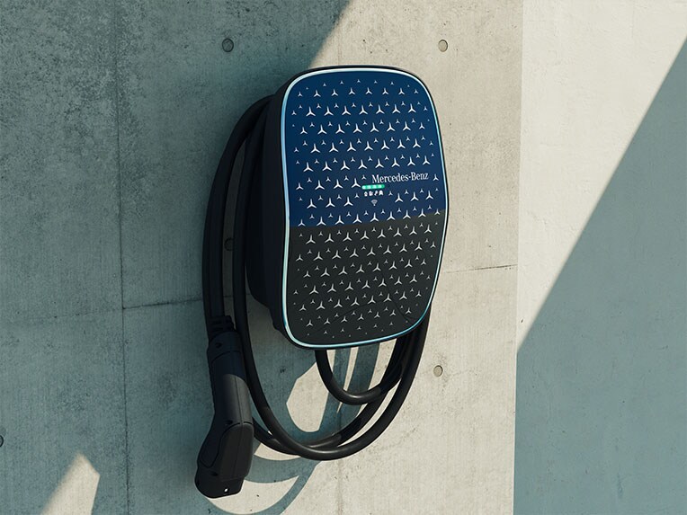 Carregamento em casa com a Mercedes-Benz Wallbox para o Mercedes-Benz CLA Coupé.