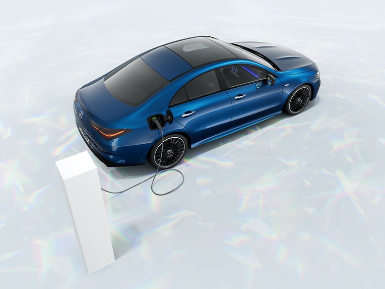 O Mercedes-Benz CLA Coupé Híbrido plug-in.