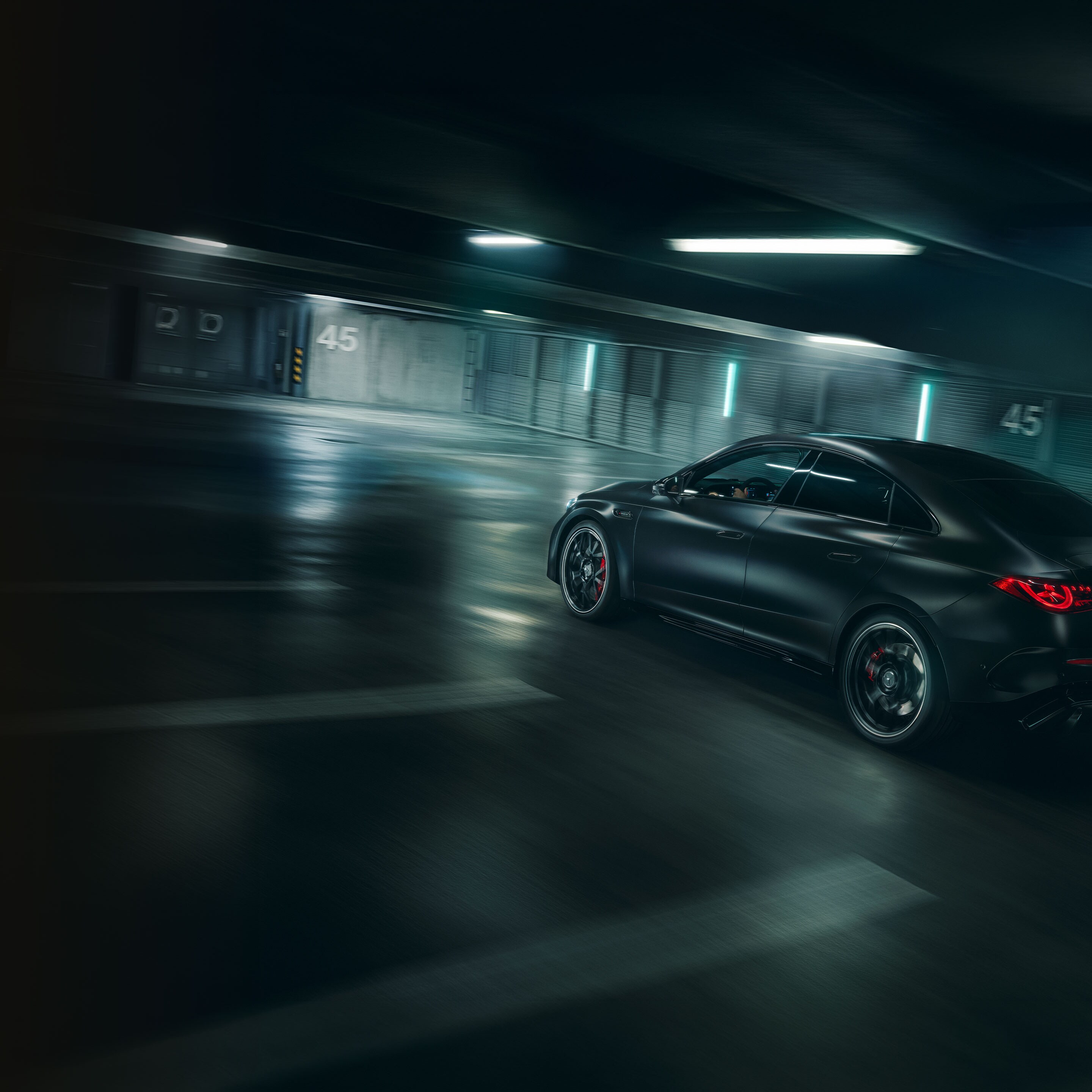 O desempenho do novo Mercedes-AMG CLA 45 4MATIC+ elétrico.