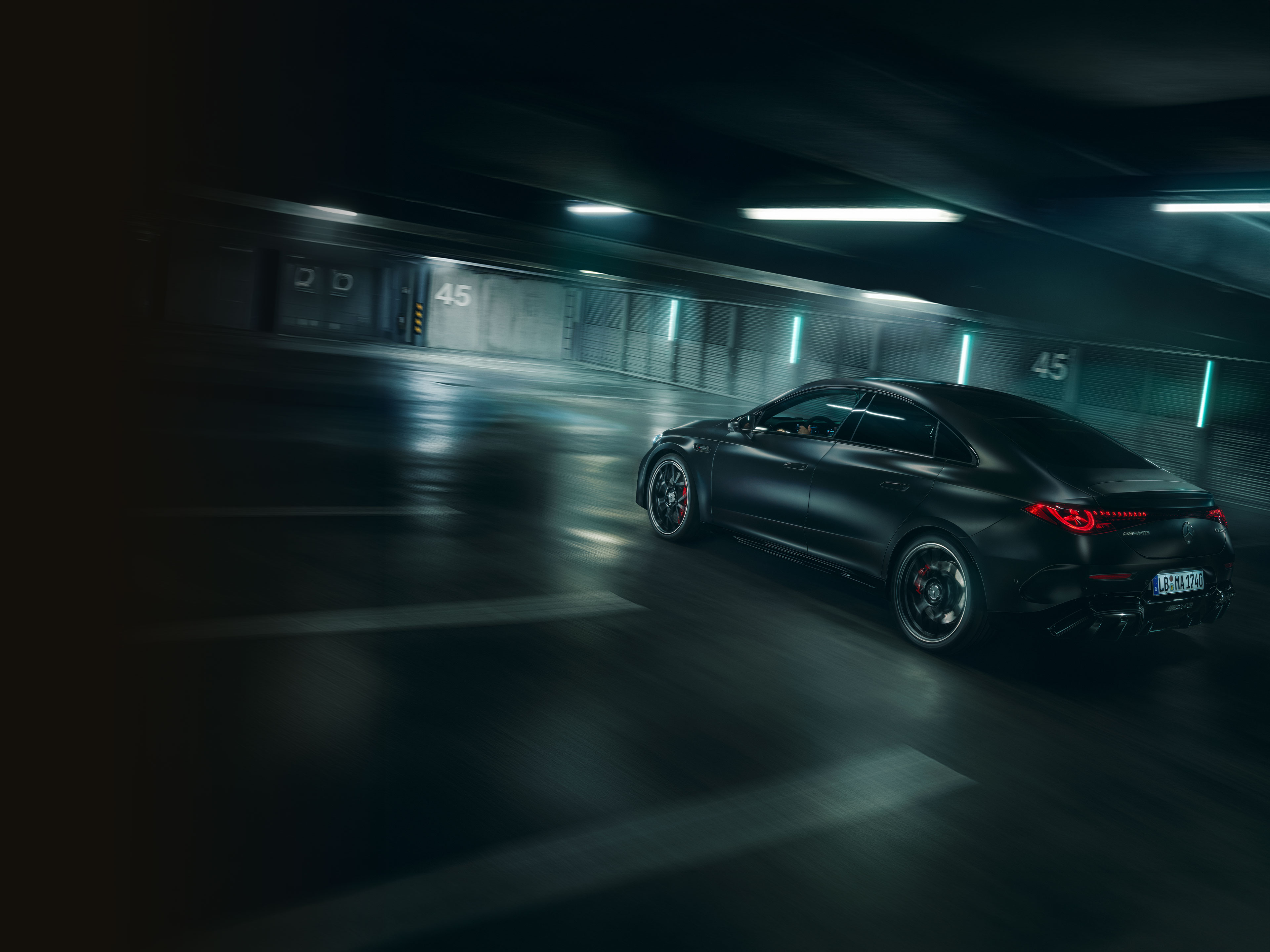 Desempenho | CLA | Mercedes-AMG O desempenho do novo Mercedes-AMG CLA 45 4MATIC+ elétrico.