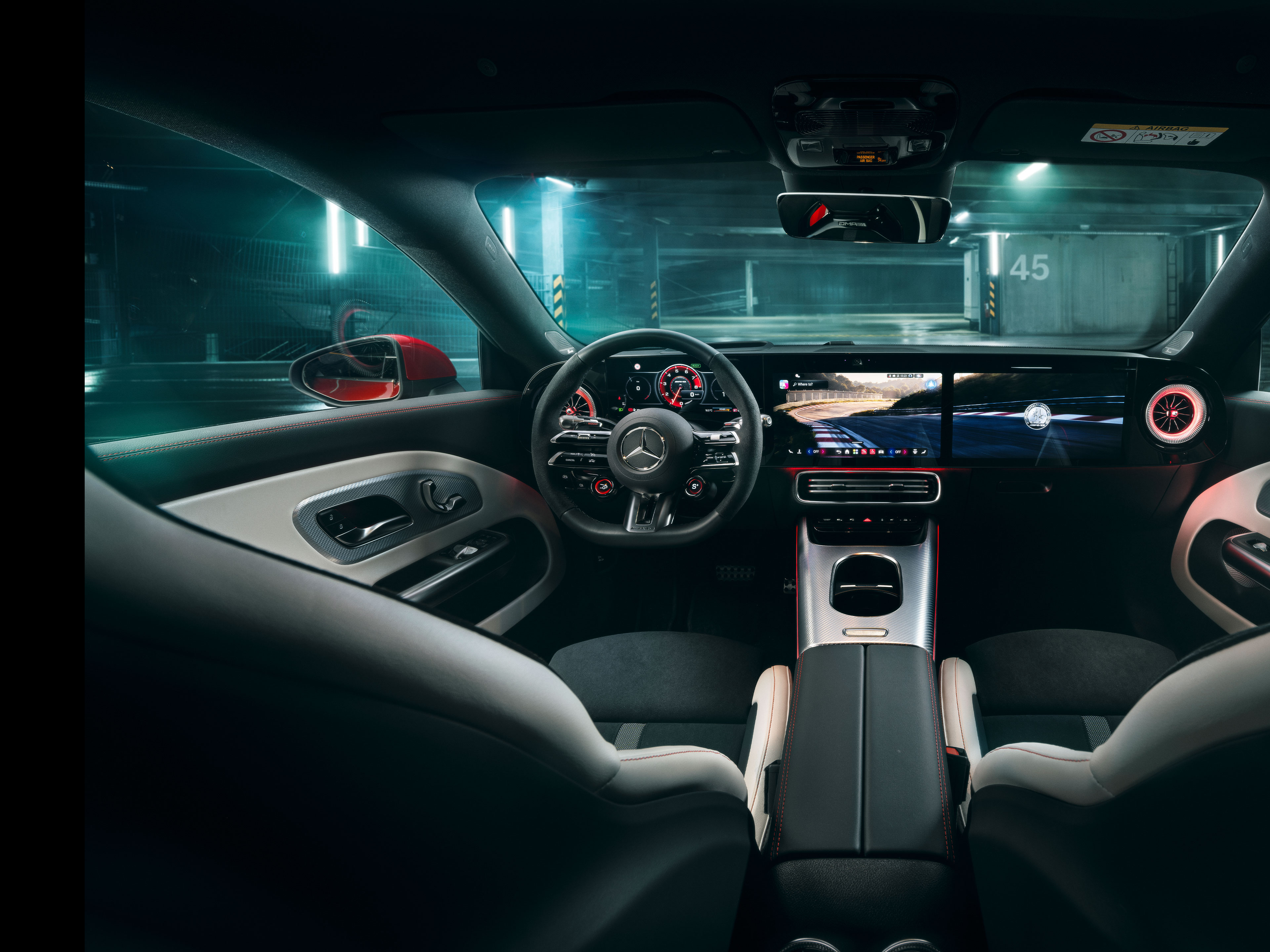 Interior | CLA Shooting Brake | Mercedes-AMG O interior do novo Mercedes-AMG CLA 45 4MATIC+ Shooting Brake elétrico.