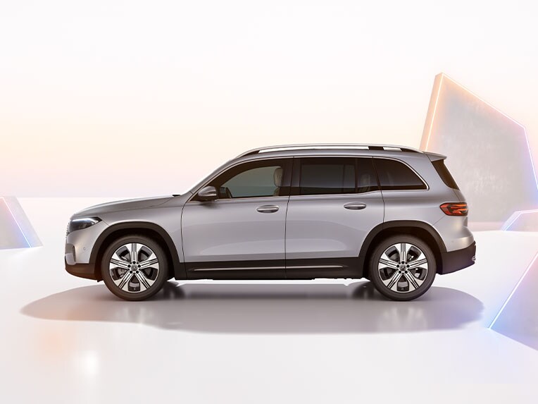 O EQB da Mercedes-Benz com a linha de equipamento Progressive.