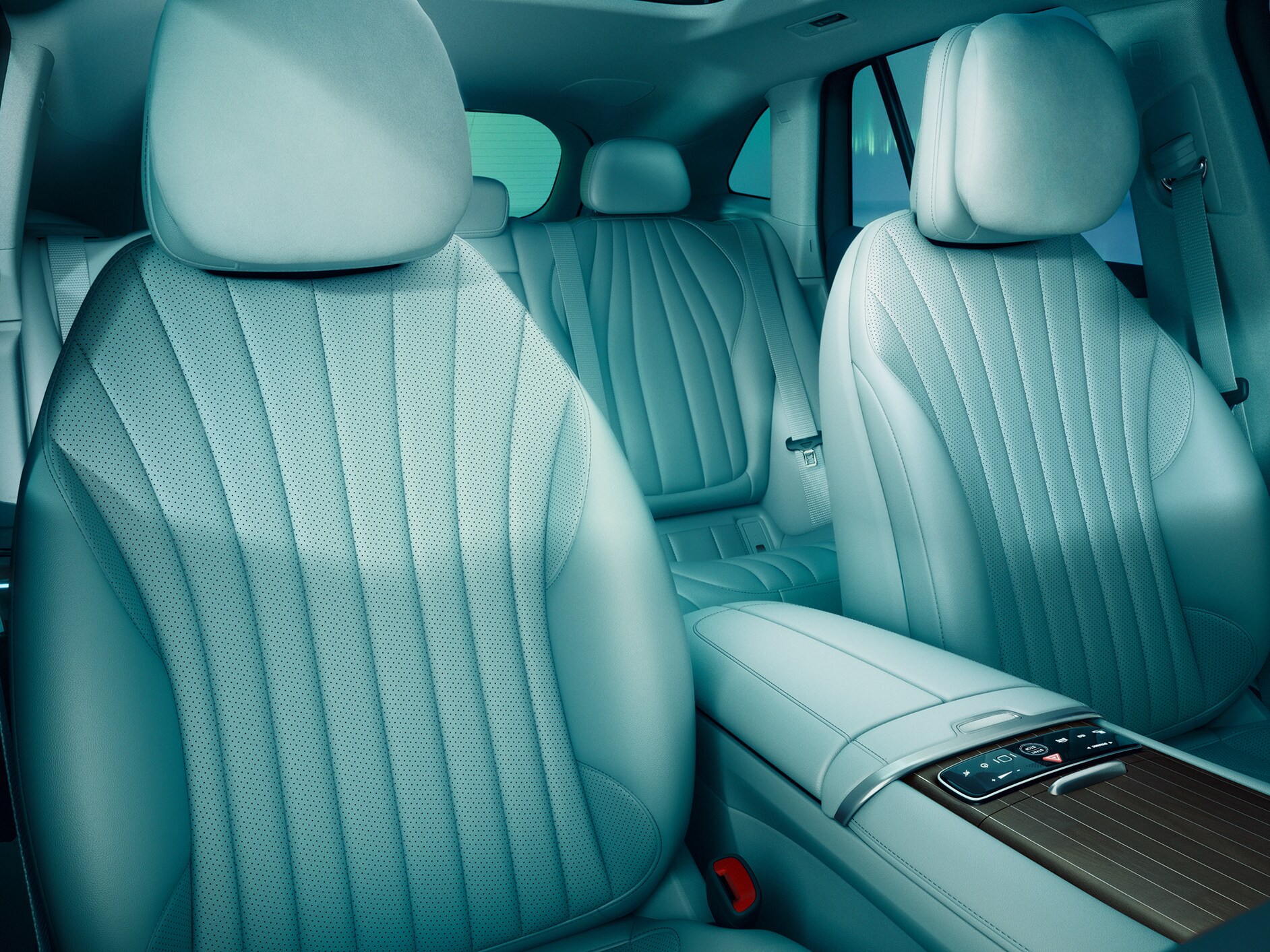 O seguro automóvel para o EQE SUV da Mercedes-Benz.