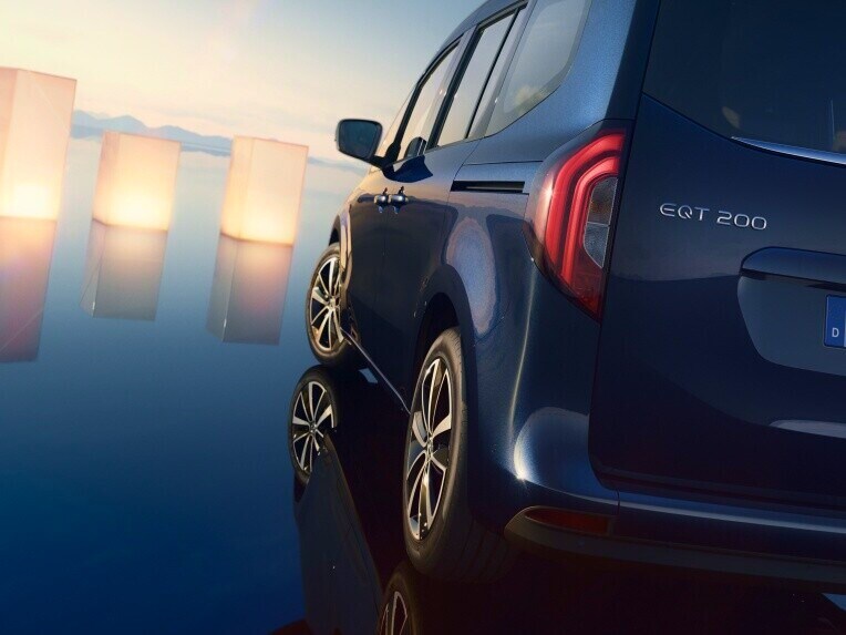 O design exterior do EQT.