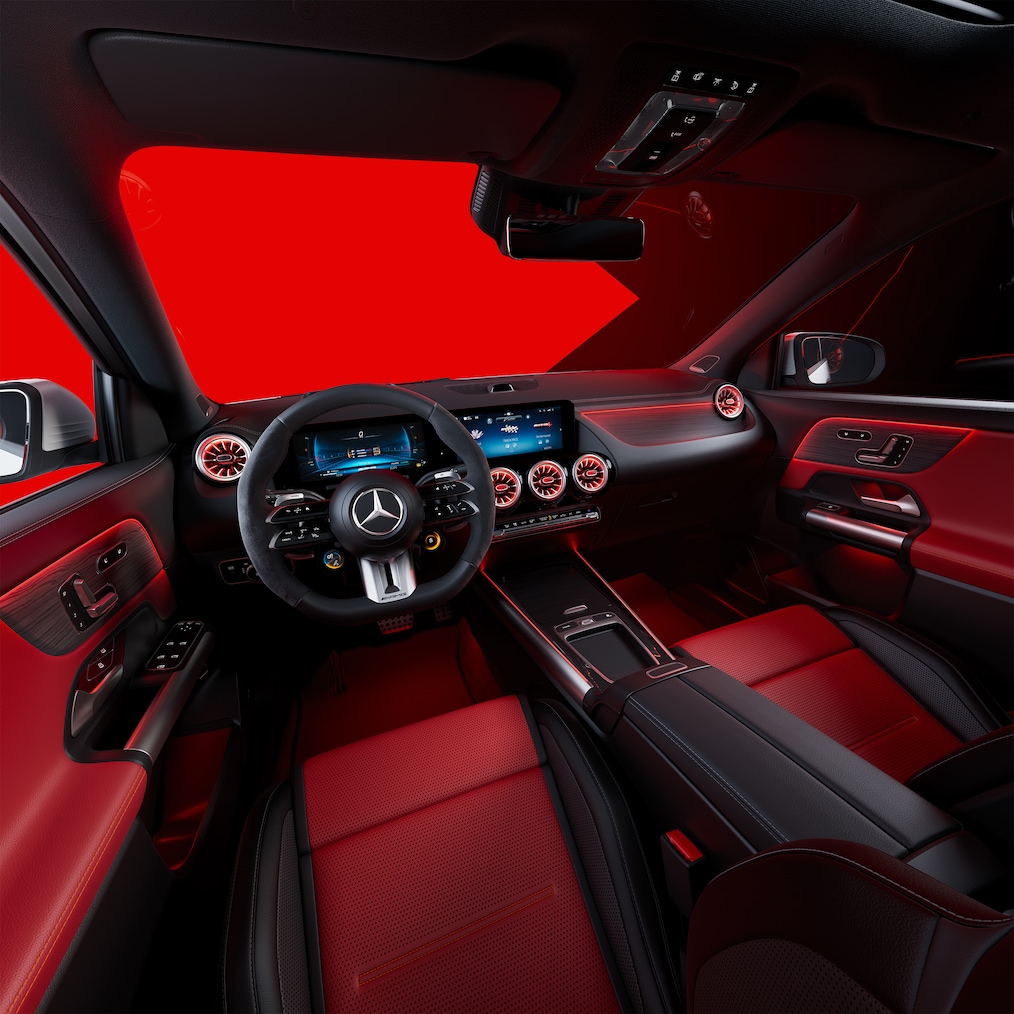 O interior Mercedes-AMG GLA com bancos AMG Performance e volante AMG Performance.