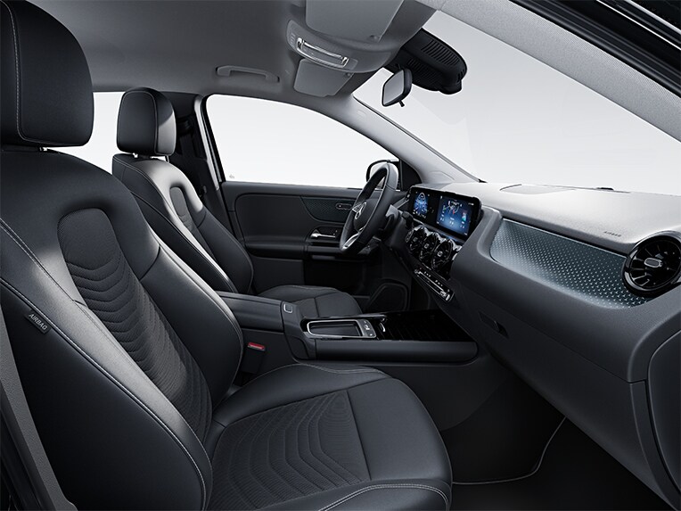 O Mercedes-Benz GLA com equipamento de série.