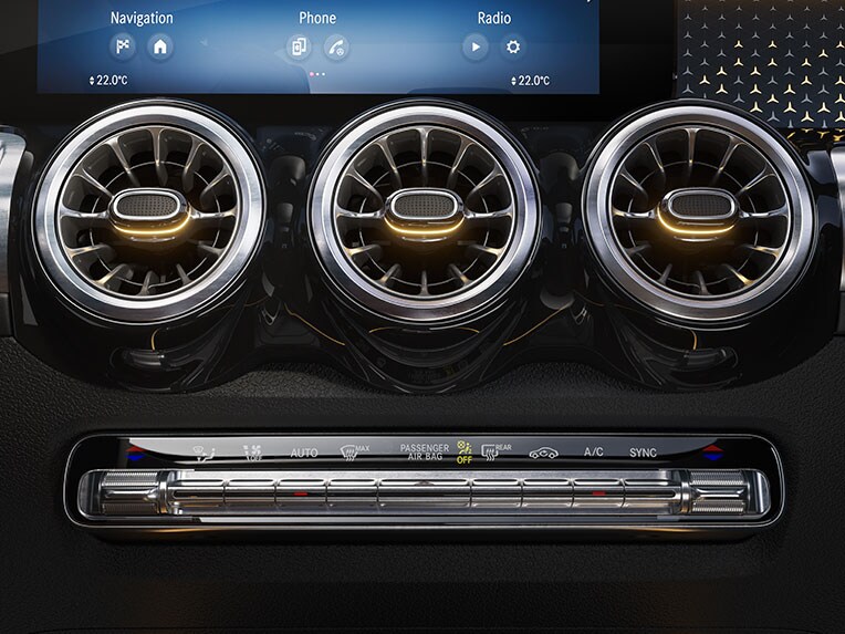 O sistema automático de climatização THERMOTRONIC no GLB da Mercedes-Benz.