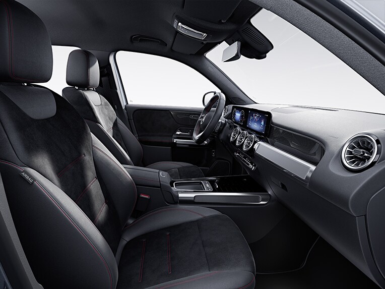 A AMG Line no interior do GLB da Mercedes-Benz.