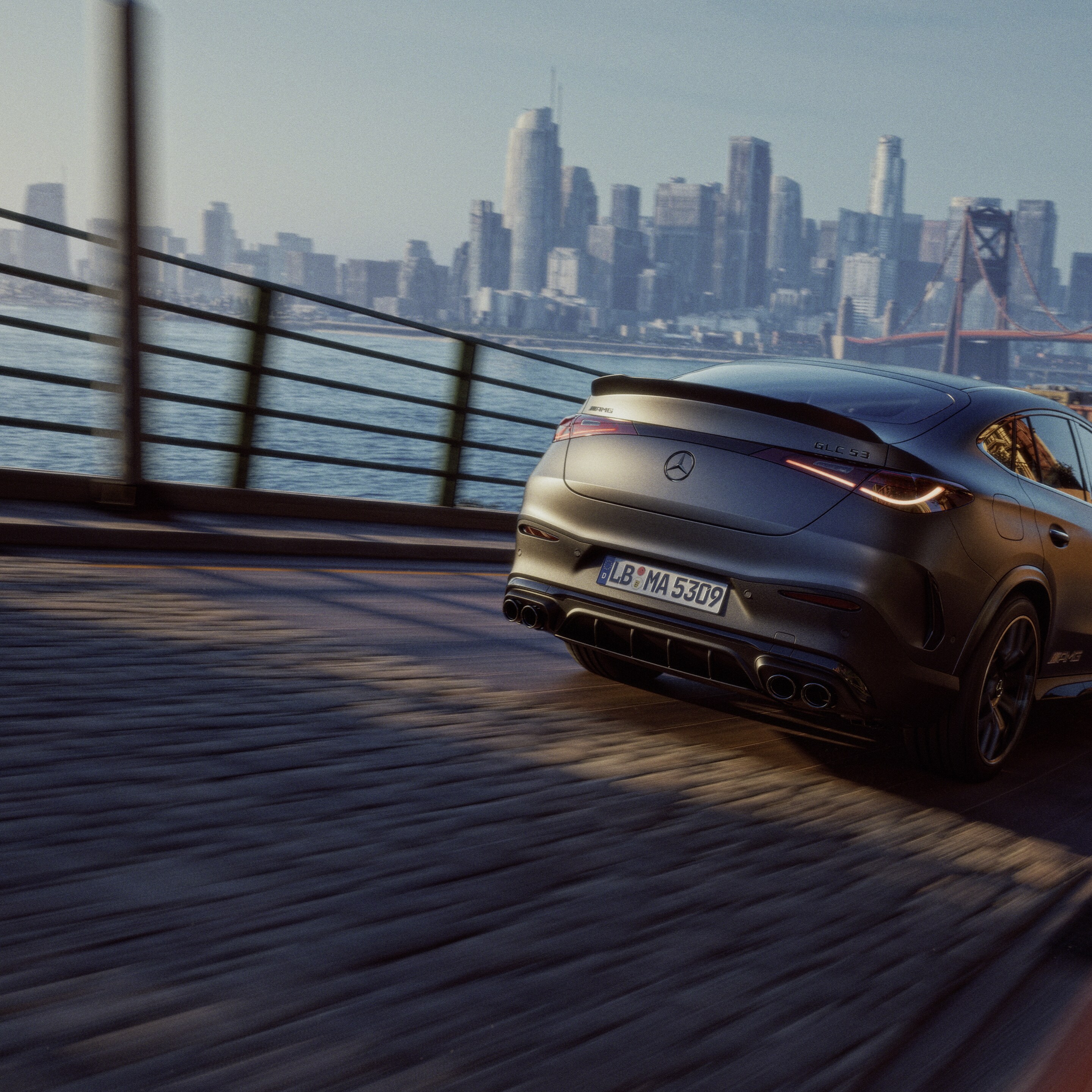 A performance do novo Mercedes-AMG GLC Coupé.