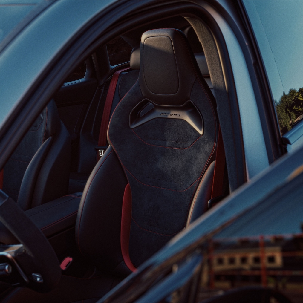 Bancos AMG Performance do novo Mercedes-AMG GLC SUV.