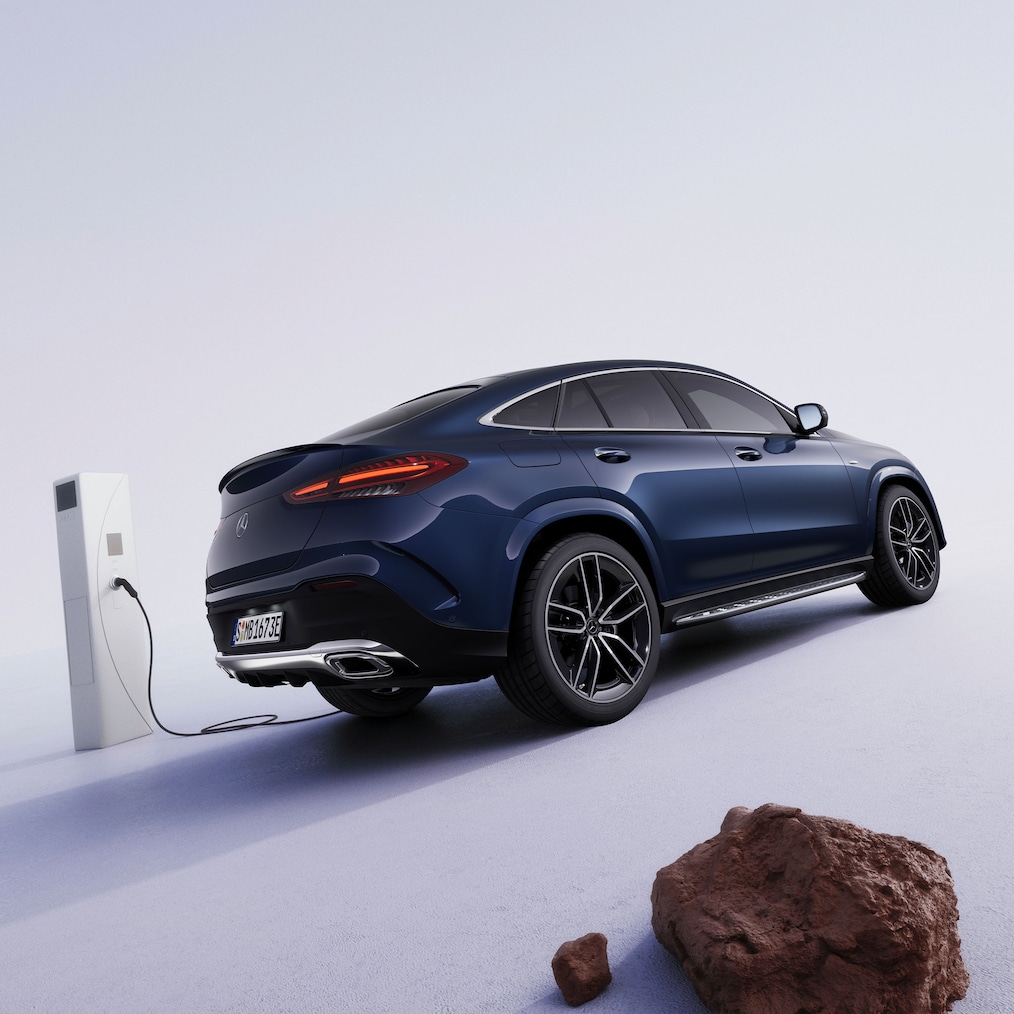 O GLE 350 de 4MATIC com tecnologia híbrida EQ da Mercedes-Benz.