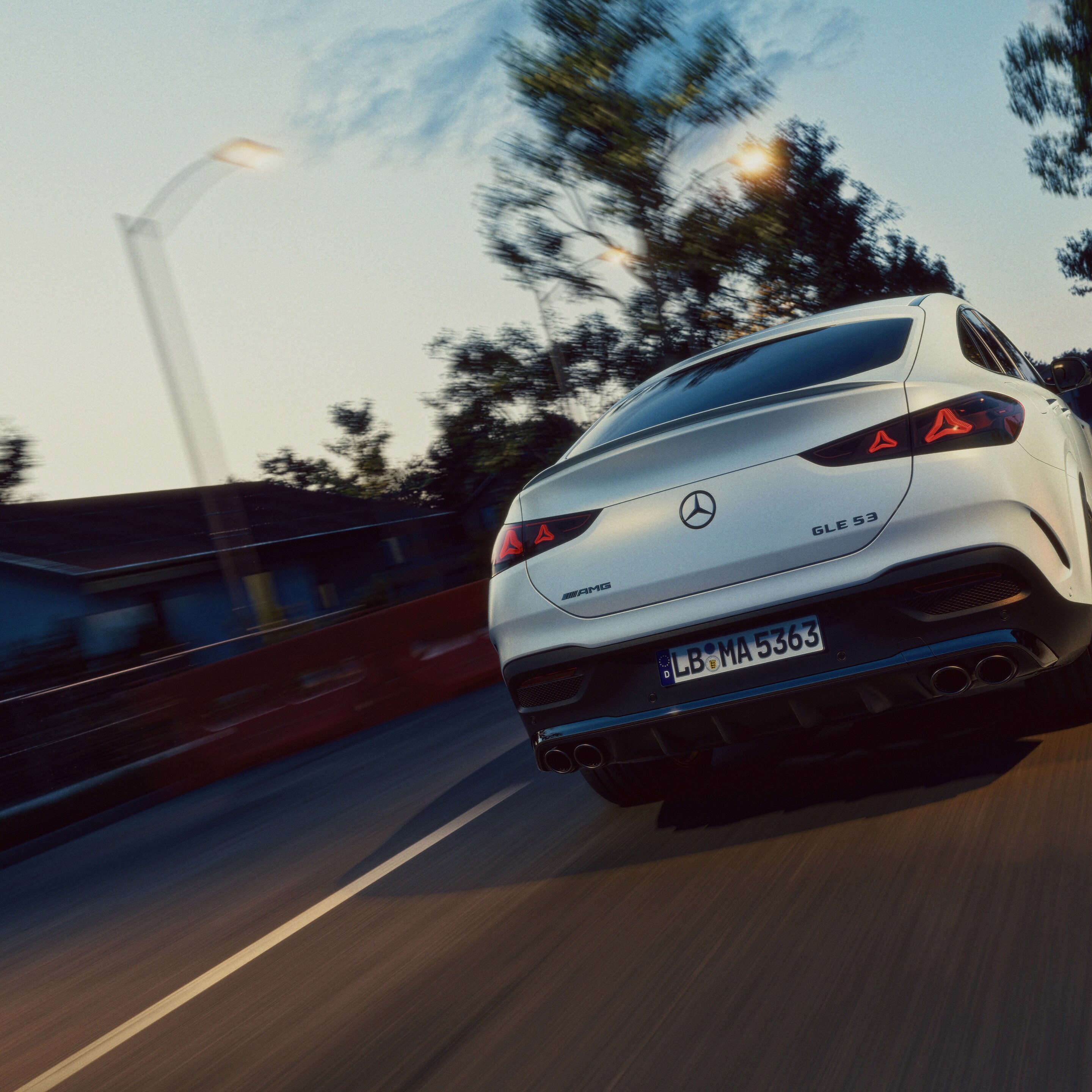 O exterior do novo Mercedes-AMG GLE Coupé.