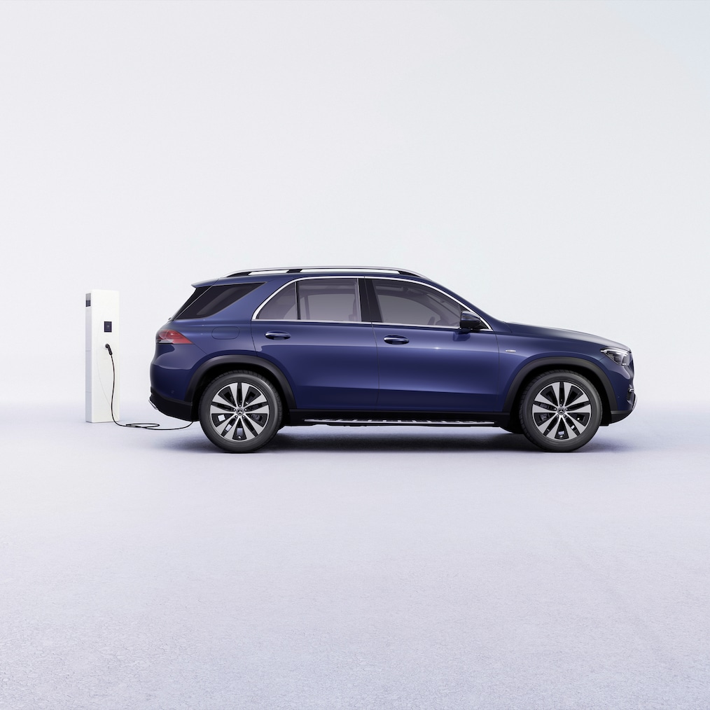 O GLE 350 de 4MATIC com tecnologia híbrida EQ da Mercedes-Benz.