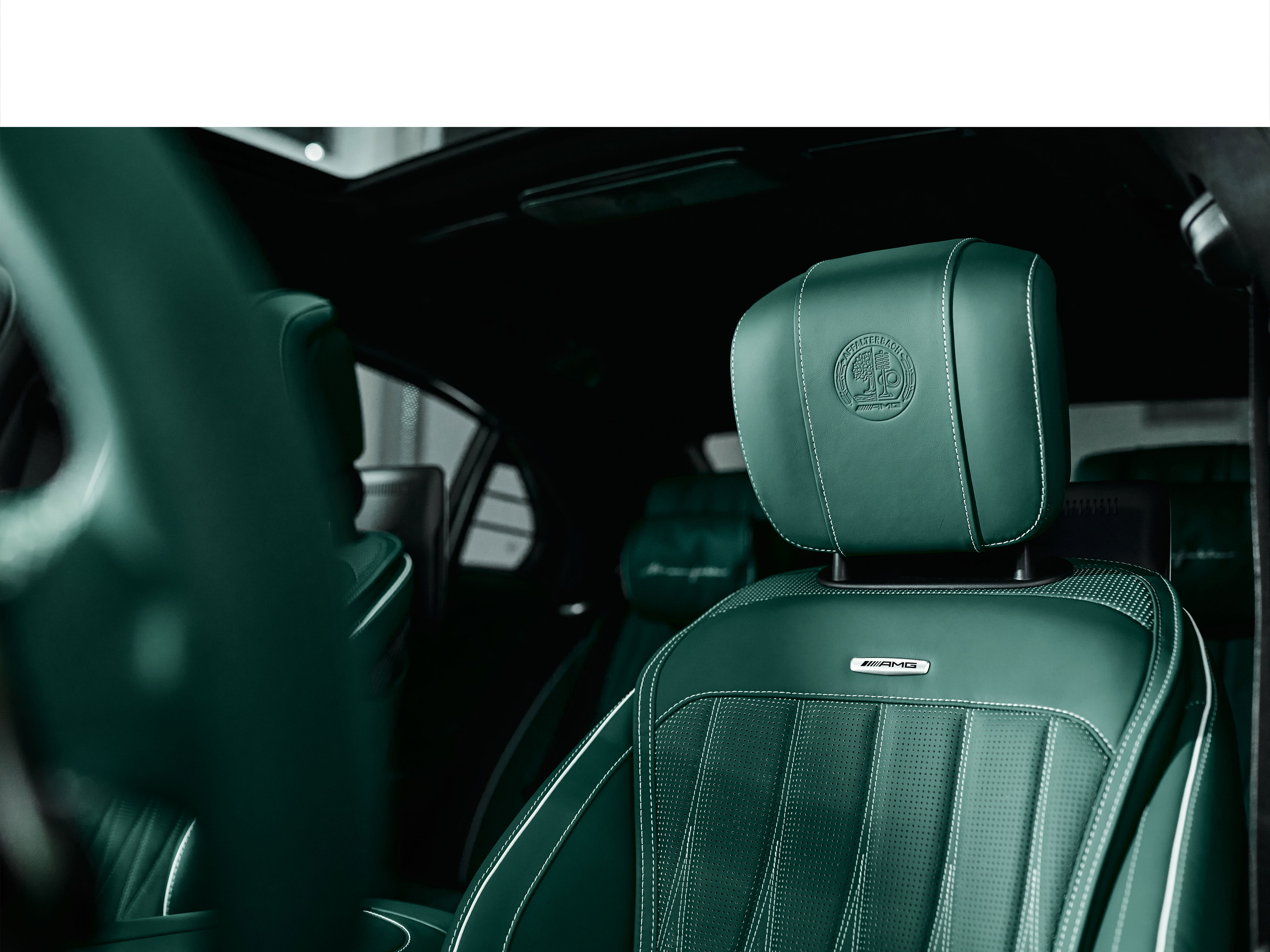MANUFAKTUR Made to Measure | Mercedes-AMG Um estofamento MANUFAKTUR Made to Measure.
