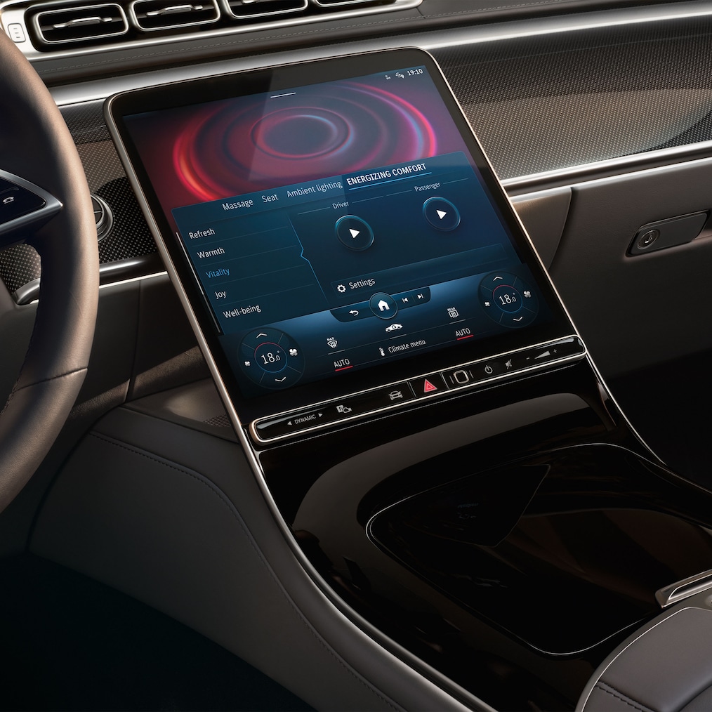 Vista frontal do Pack ENERGIZING do Mercedes-Benz Classe S Limousine.