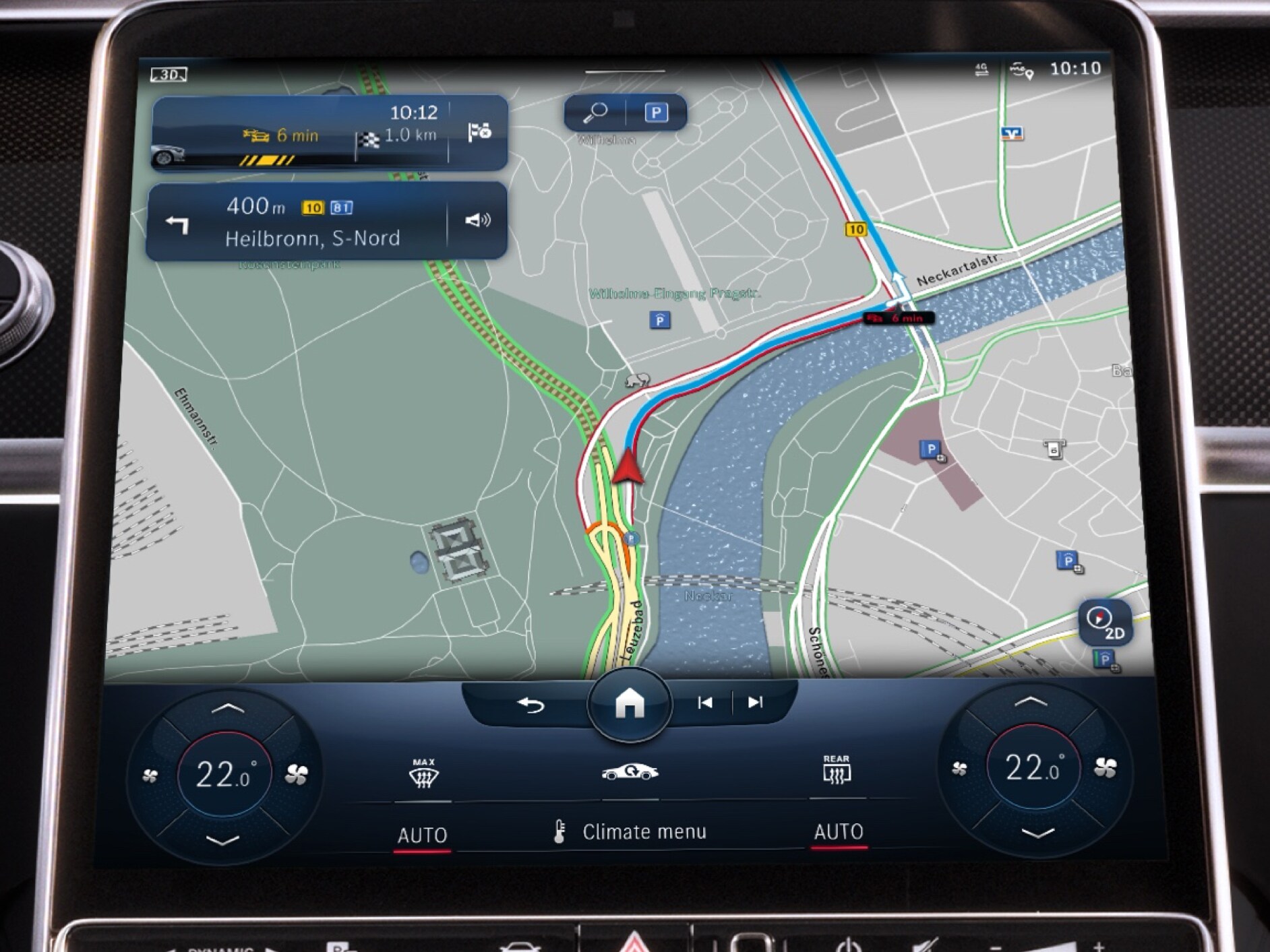 No sistema multimédia MBUX são apresentados perigos potenciais que se encontram na rota através do extra digital Car-to-X Communication