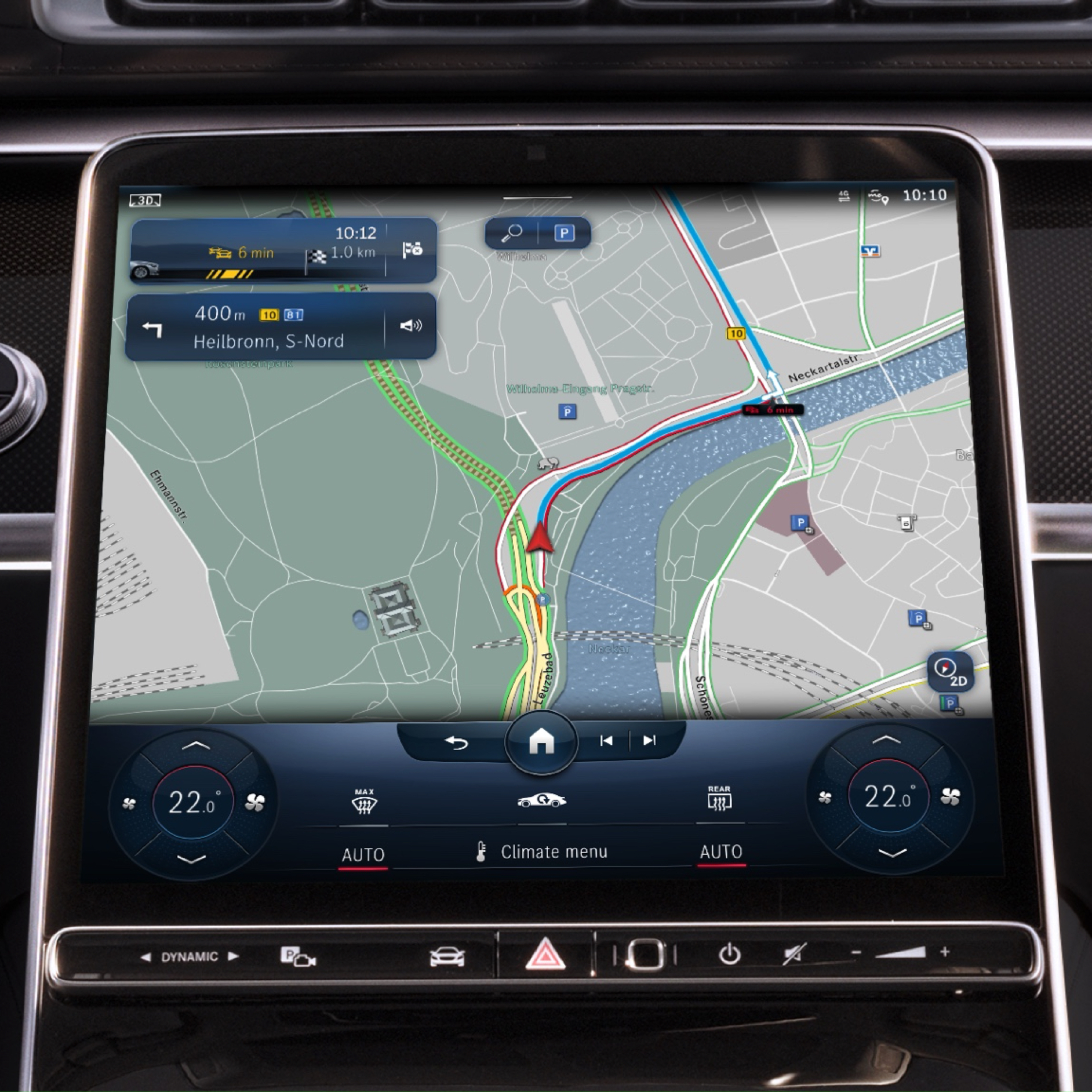 No sistema multimédia MBUX são apresentados perigos potenciais que se encontram na rota através do extra digital Car-to-X Communication No sistema multimédia MBUX são apresentados perigos potenciais que se encontram na rota através do extra digital Car-to-X Communication