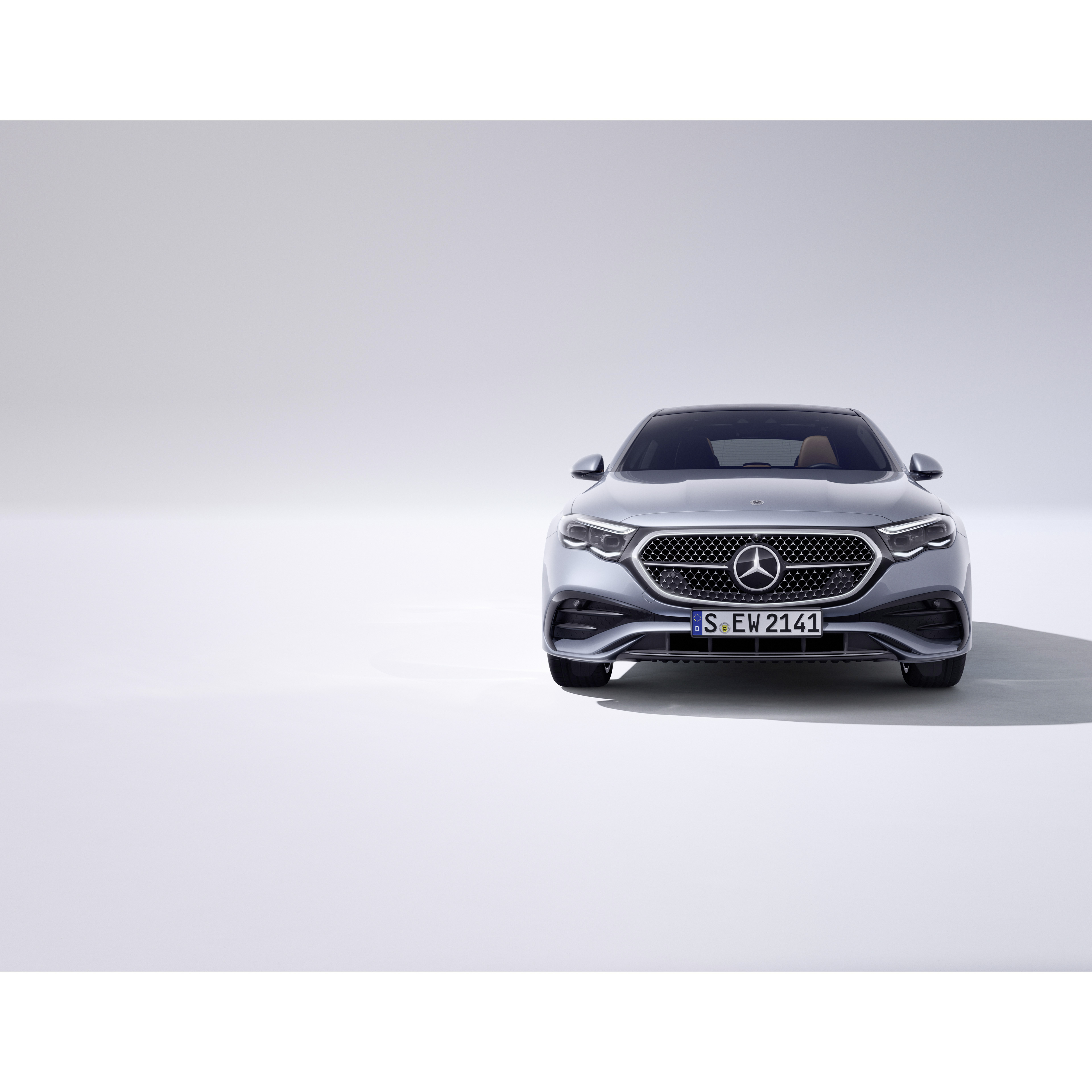 Mercedes-Benz Intelligent Drive O novo Classe E Limousine da Mercedes-Benz.