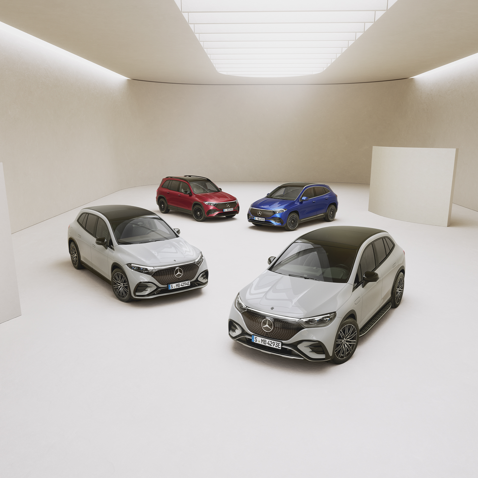 Um grupo de modelos Mercedes-Benz. Um grupo de modelos Mercedes-Benz.