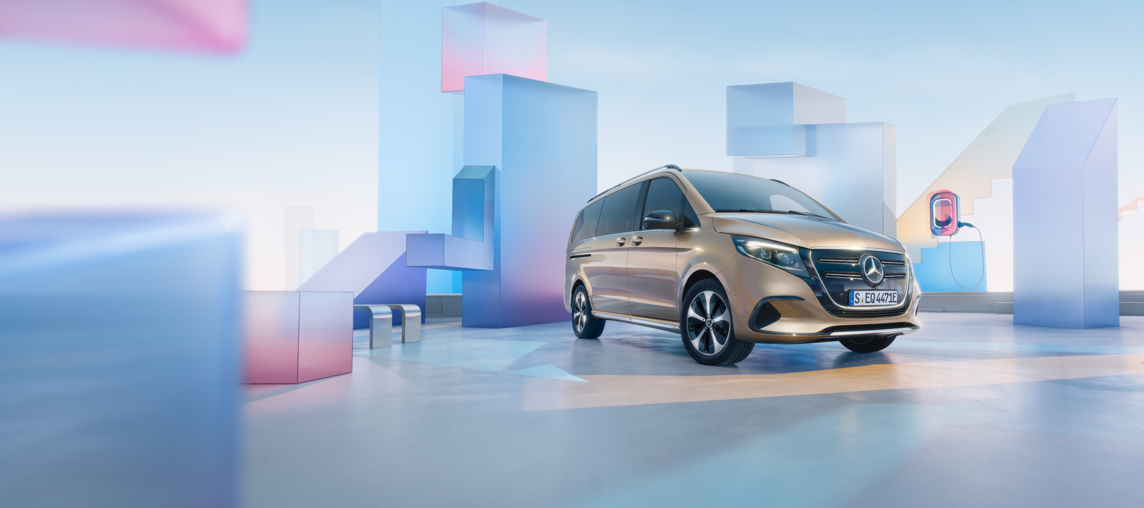 Comparação de veículos | EQV | Mercedes-Benz O exterior do Mercedes-Benz EQV.