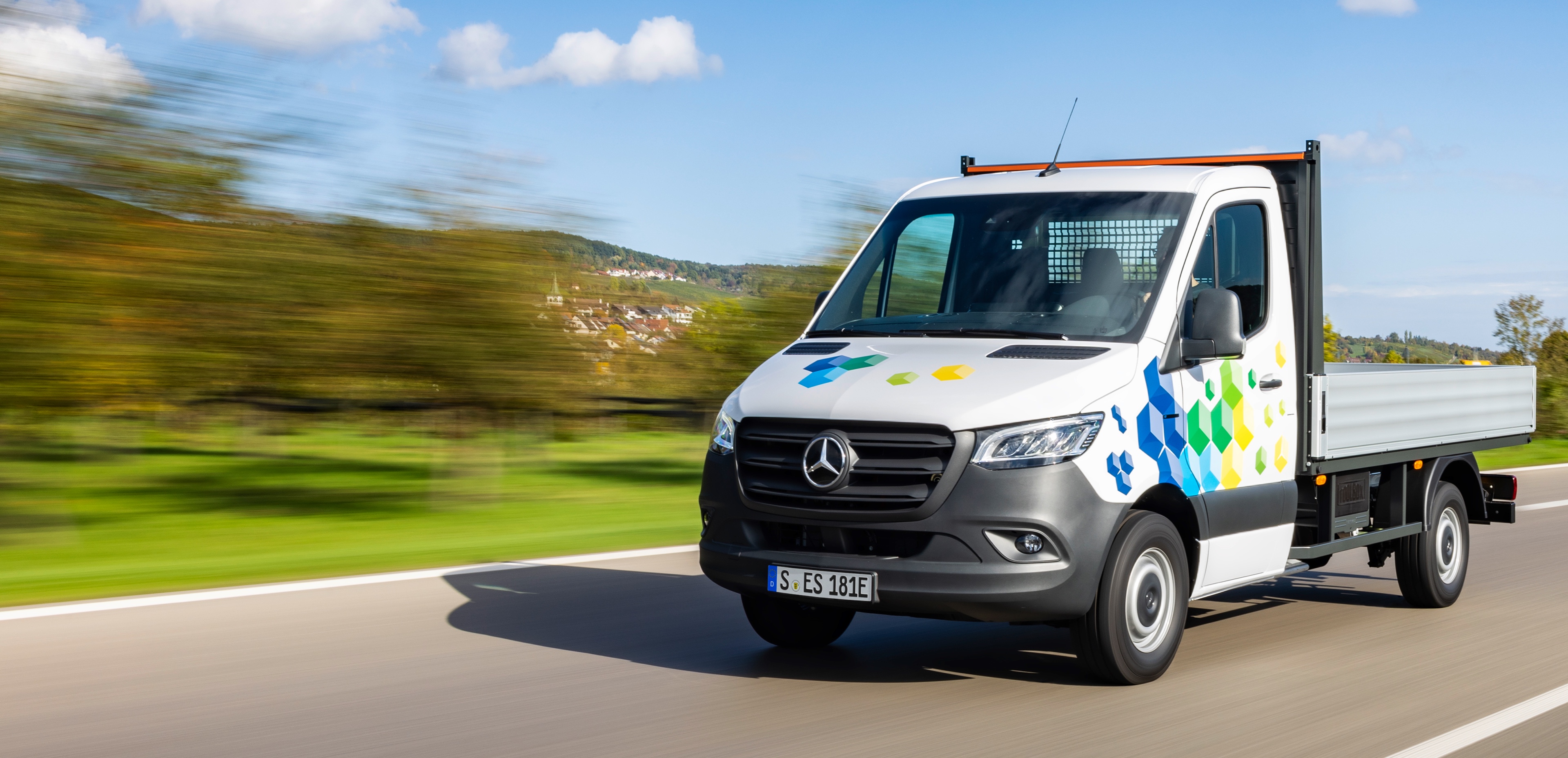eSprinter Chassi | Veículos comerciais ligeiros Mercedes-Benz Adapte com precisão o novo eSprinter à sua empresa e à sua finalidade.