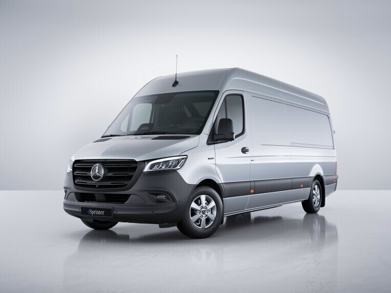 A linha de equipamento SELECT do Mercedes-Benz eSprinter Furgão.
