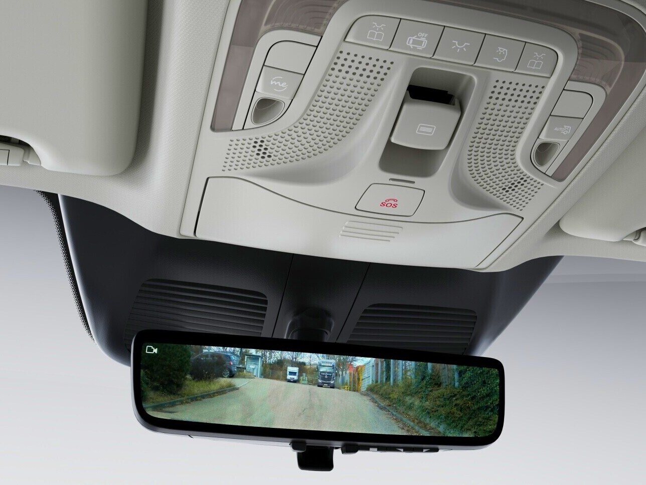 Espelho retrovisor digital no Mercedes-Benz Vito.