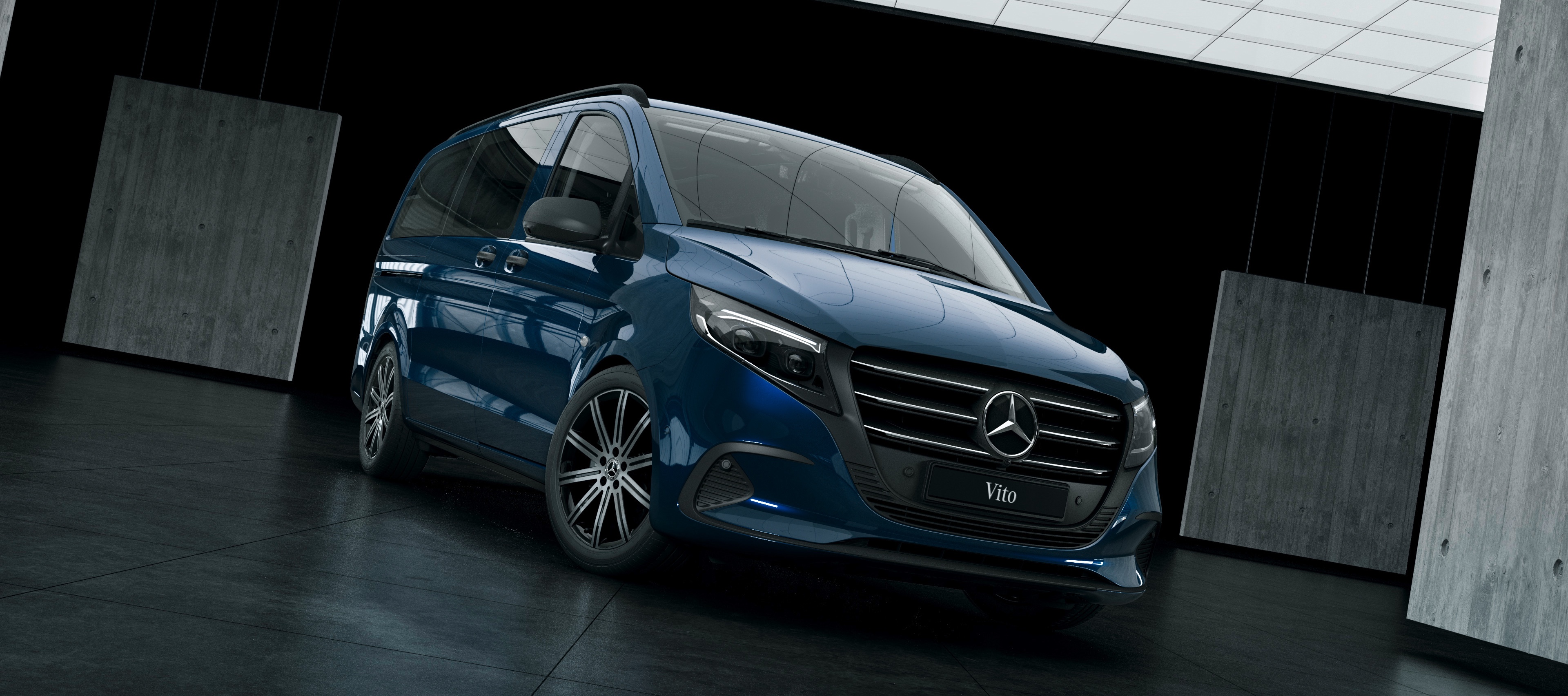 Vito Tourer | Veículos comerciais ligeiros Mercedes-Benz O Mercedes-Benz Vito Tourer num armazém com paredes de betão.