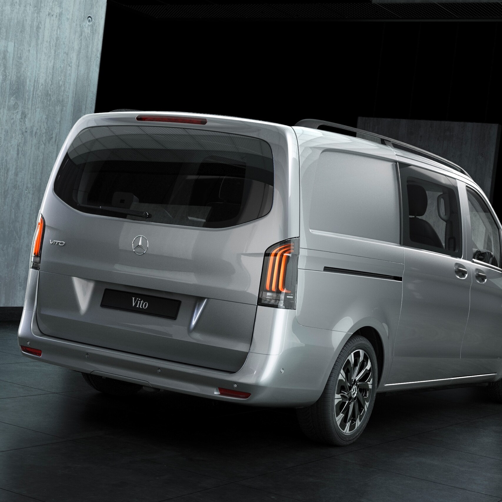 O Mercedes-Benz Vito Mixto num armazém com paredes de betão.