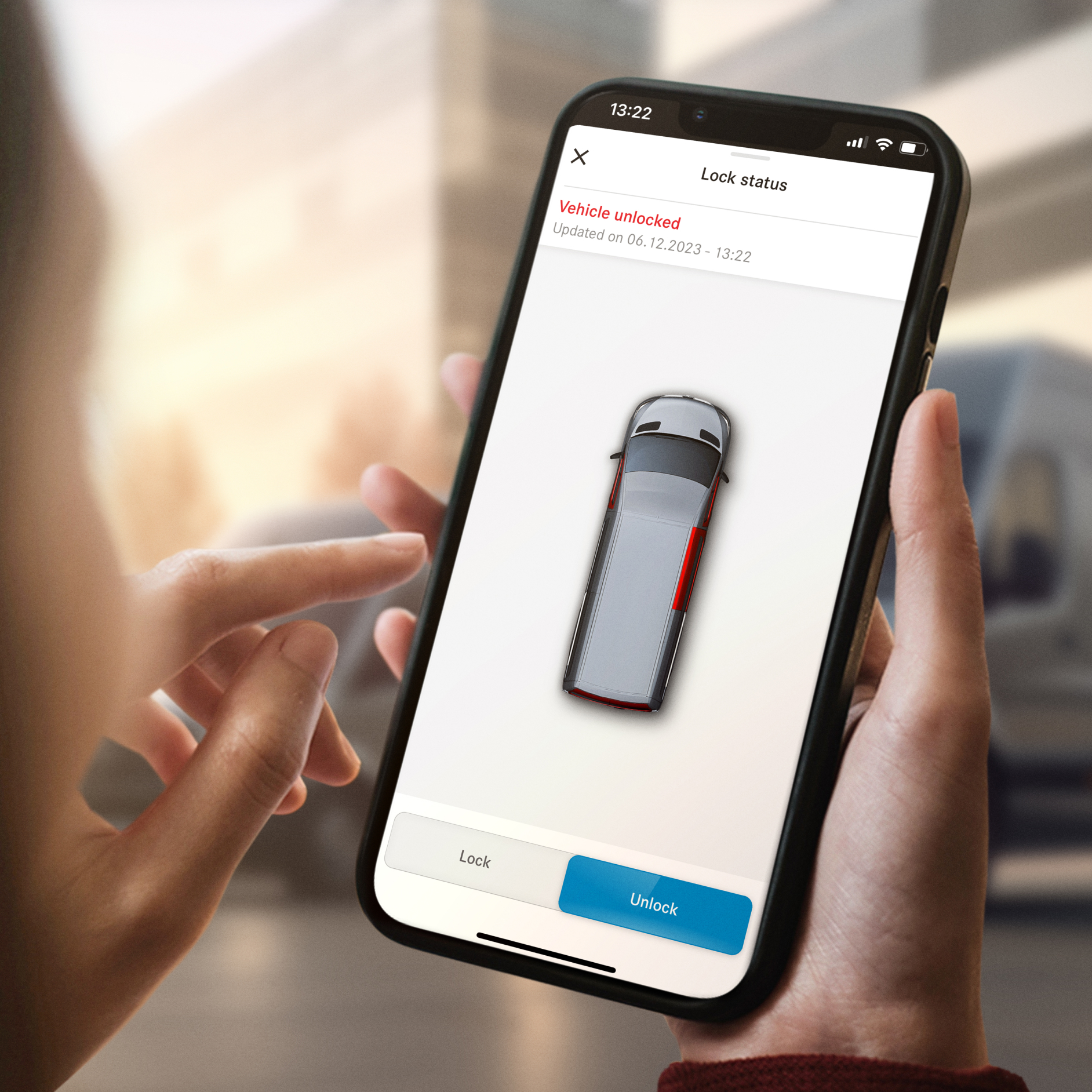 Fecho e abertura remotos de portas | Funcionalidades digitais extras | Mercedes-Benz A função de fecho e abertura remotos de portas num smartphone.