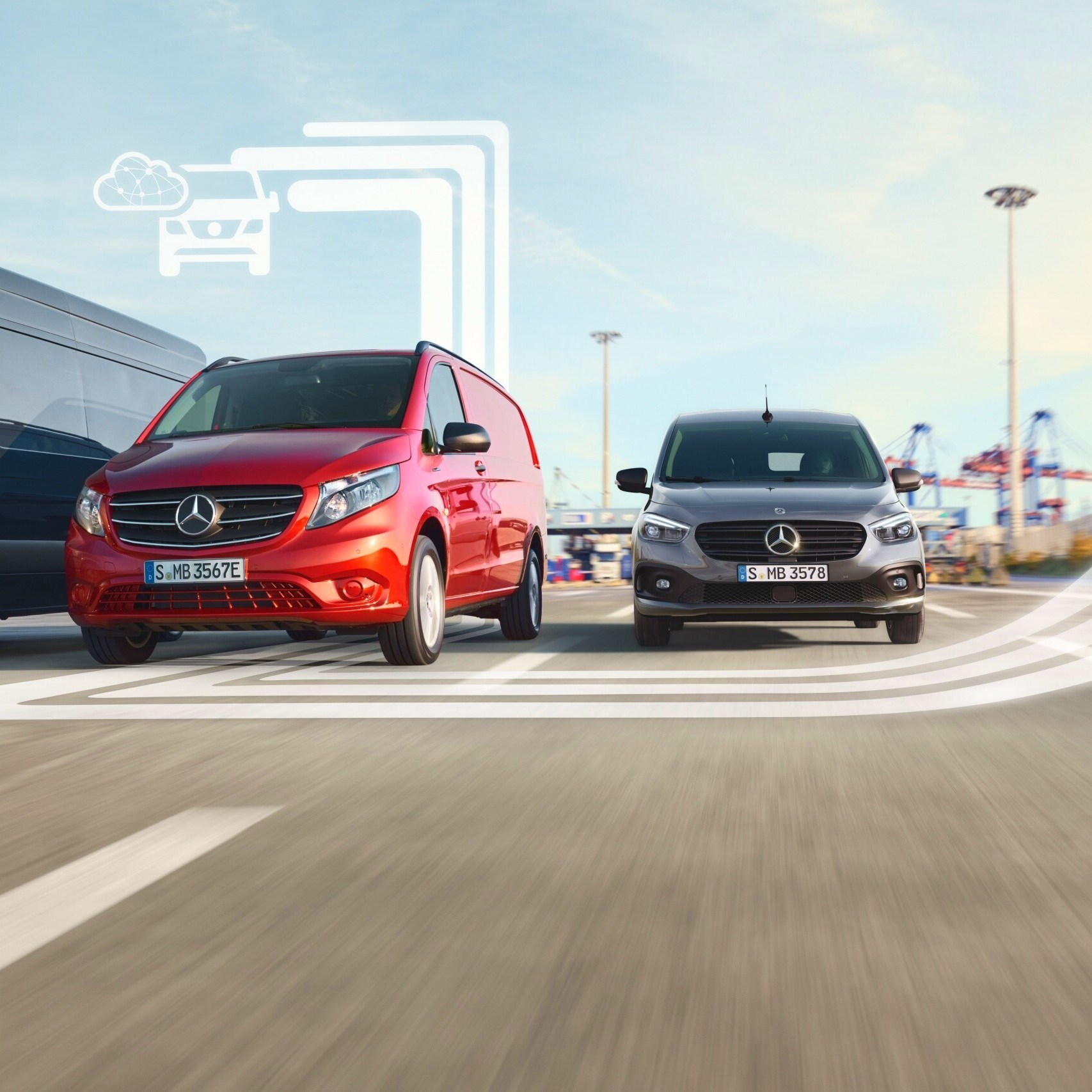 Descubra o mundo de produtos digitais para o seu furgão Mercedes-Benz.
