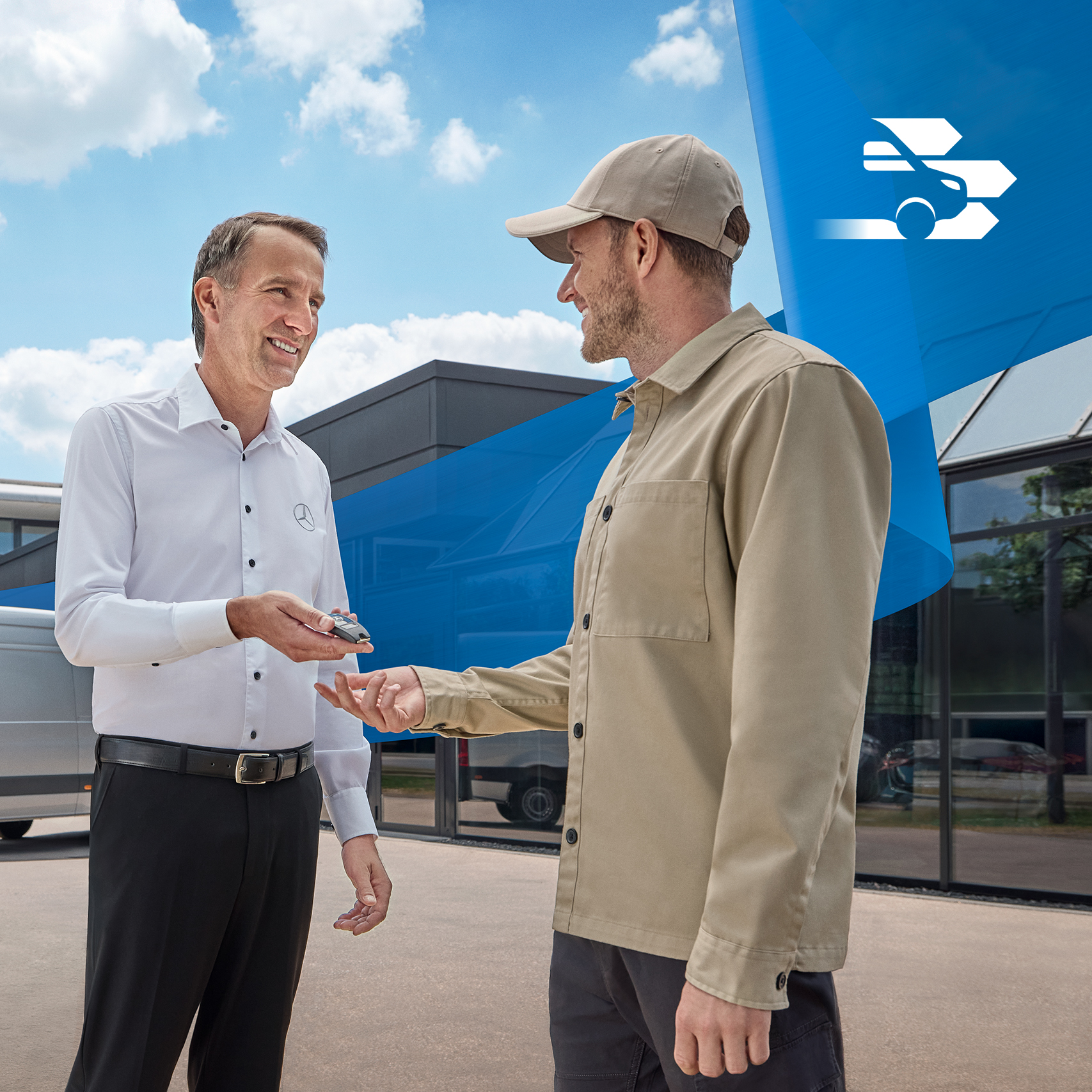 Mercedes-Benz | Serviços para veículos comerciais ligeiros | Visão geral Dois homens a falar sobre o serviço de mobilidade da Mercedes-Benz: entrega fácil e soluções de mobilidade flexíveis para os clientes.