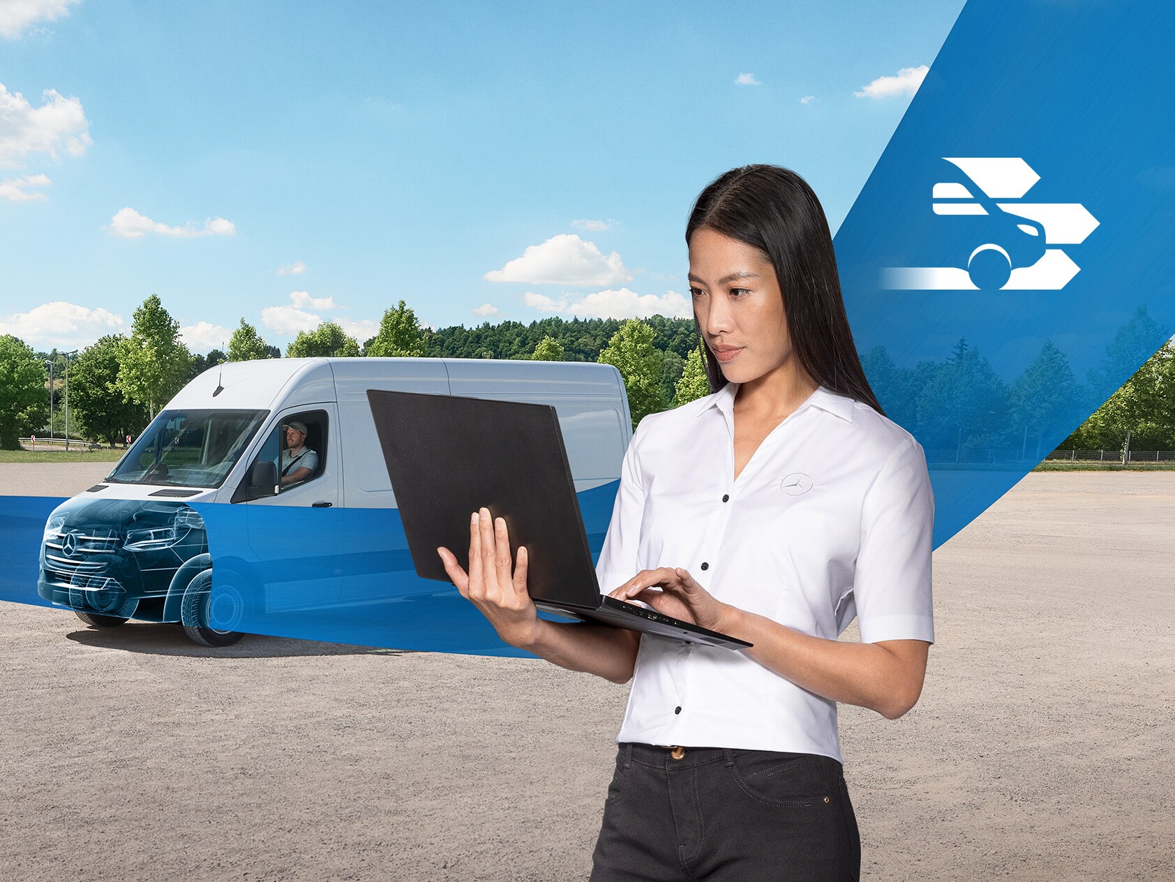 Mulher, de pé, a segurar num portátil em frente a um veículo comercial ligeiro branco, com uma faixa azul a atravessar a imagem. O capot transparente simboliza o diagnóstico da Mercedes-Benz.