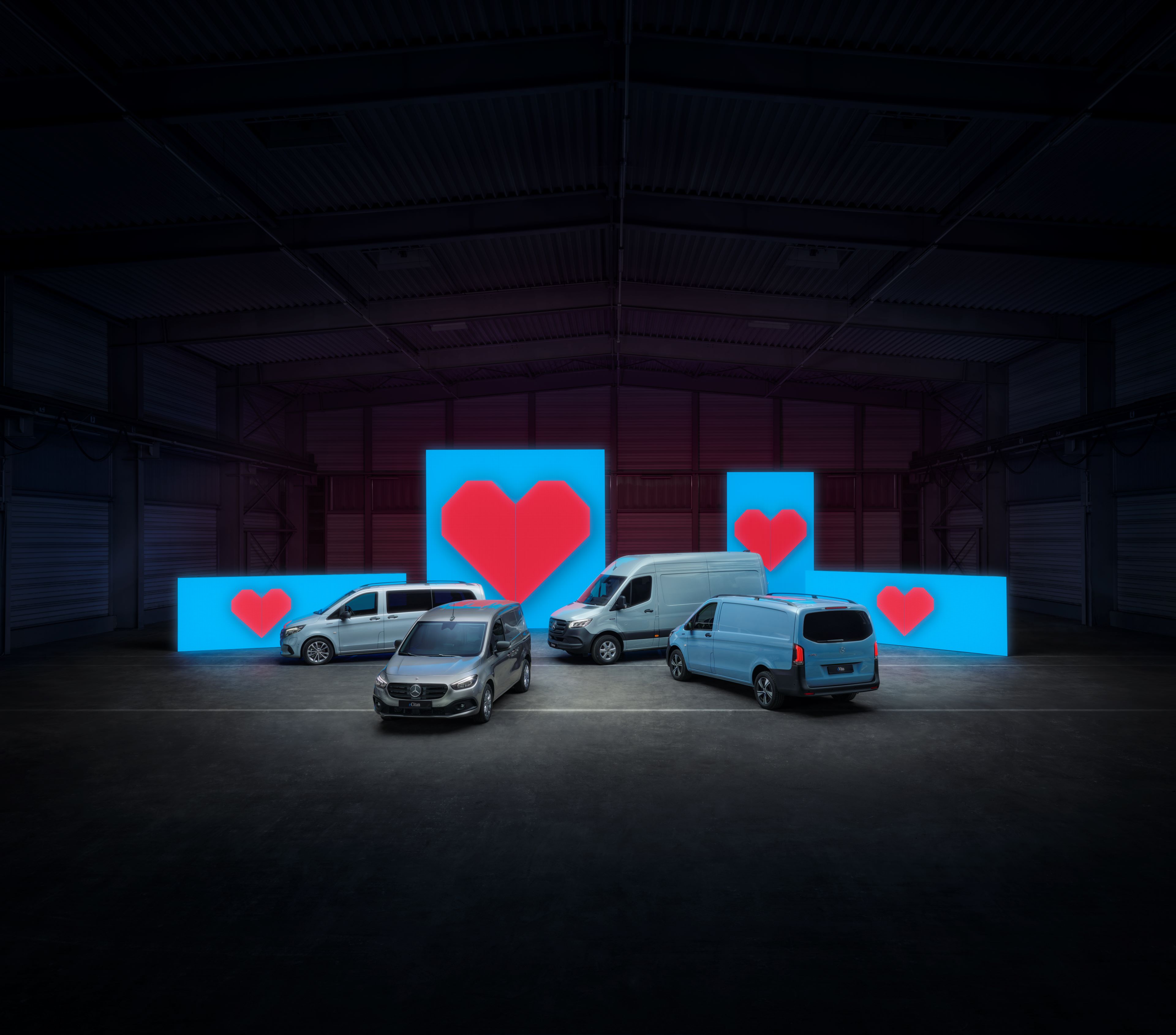 Veículos comerciais ligeiros elétricos | eSprinter, eVito e eCitan | Mercedes-Benz Os modelos Mercedes-Benz eSprinter, eVito e eCitan como veículos comerciais ligeiros.